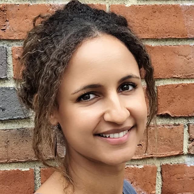 Zainab Hauser